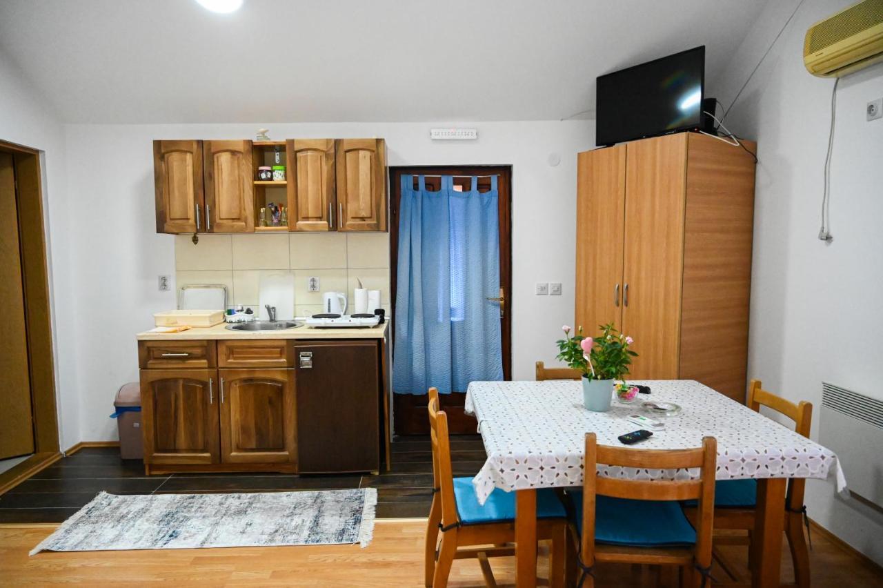 Tri Bagrema Km Apartamento Mokra Gora Exterior foto